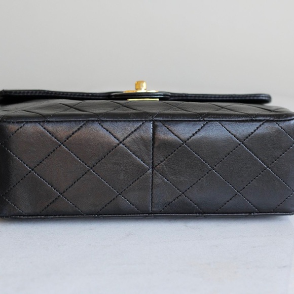Vintage Chanel / Black Lambskin
20cm Square with 24k Gold
Hardware - Picture 6 of 14